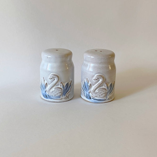 ceramic swan salt and pepper shakers