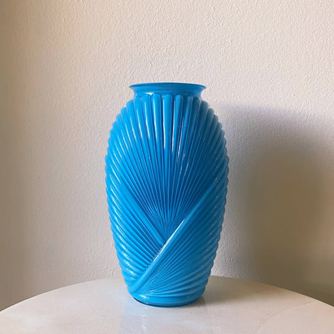 art deco ribbed glass vase