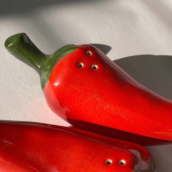 ceramic red chili pepper salt & pepper shakers